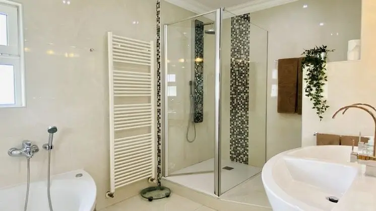 Villa, 6 Yatak Odası, Kişiye Özel Havuzlu, Havuz Manzaralı