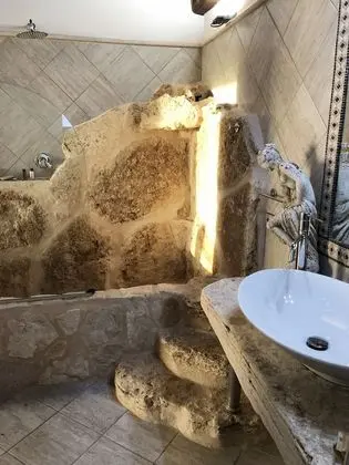 Basic Tek Büyük Yataklı Oda, Havuz Kullanımı, Park Manzaralı (001)