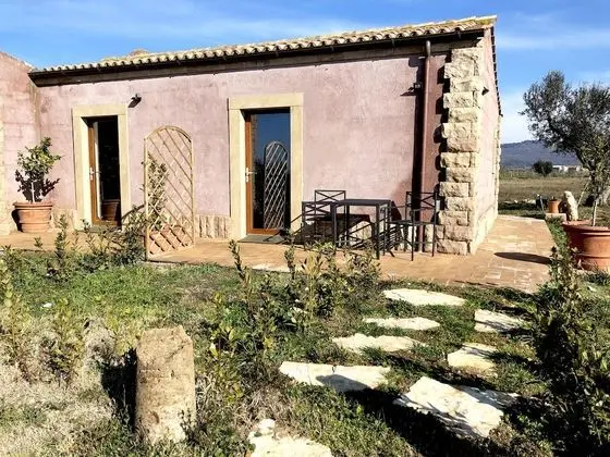 Basic Tek Büyük Yataklı Oda, Havuz Kullanımı, Park Manzaralı (001)