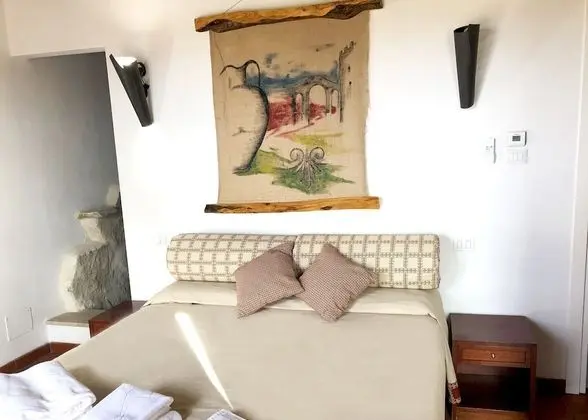 Deluxe Tek Büyük Yataklı Oda, Havuz Kullanımı, Bahçe Manzaralı (004)