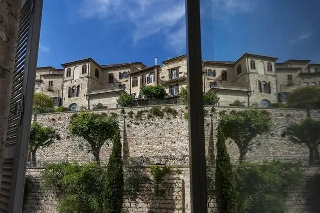 Classic Tek Büyük veya İki Ayrı Yataklı Oda