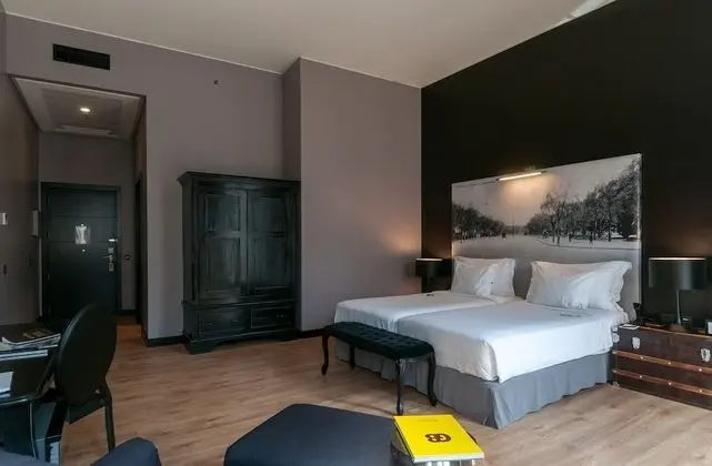 Deluxe Tek Büyük veya İki Ayrı Yataklı Oda, Balkon