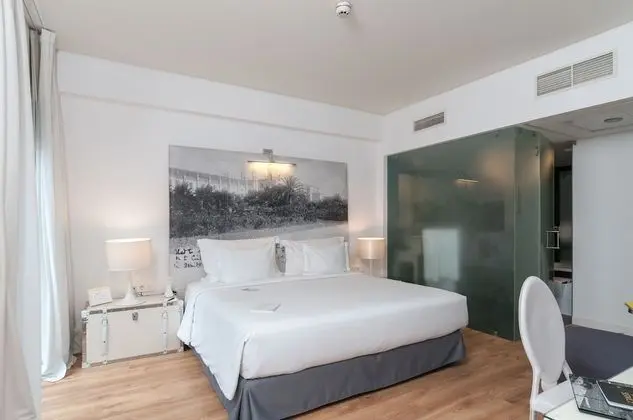 Deluxe Tek Büyük veya İki Ayrı Yataklı Oda, Balkon