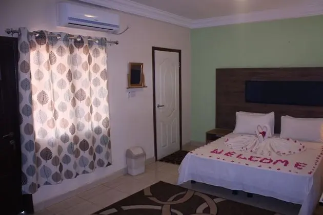 Deluxe Tek Büyük Yataklı Oda, Bahçe Manzaralı