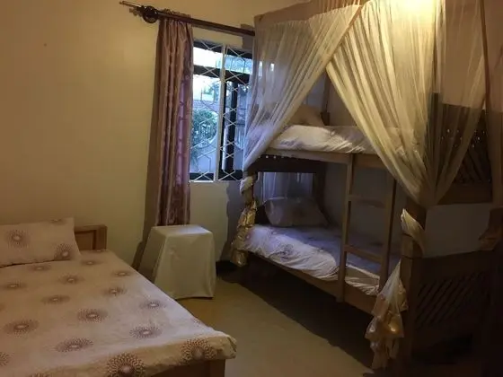 Deluxe Ortak Ranzalı Oda