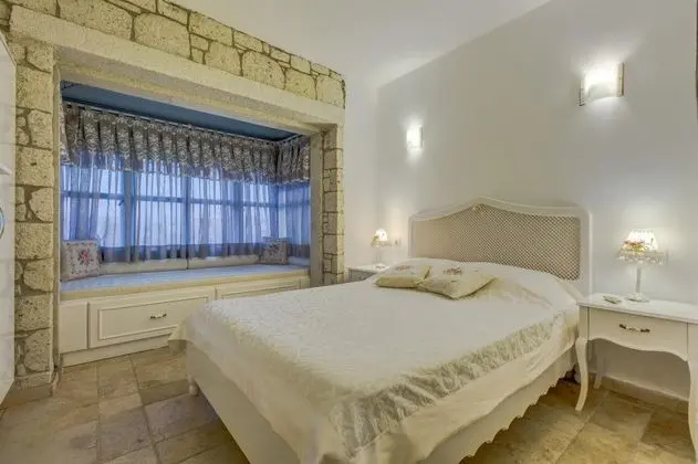 Cumbalı Standart Oda, Şehir Manzaralı
