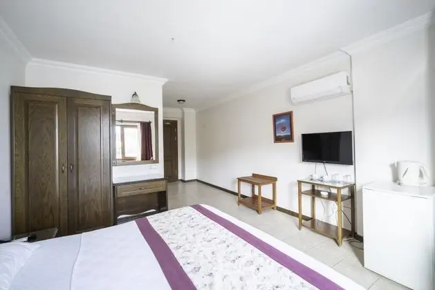 Standart Oda, Deniz veya Kara Manzaralı, Balkonsuz