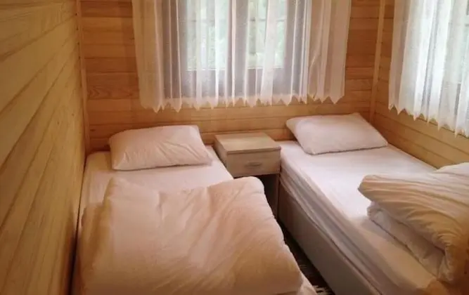 Standard Tek Büyük veya İki Ayrı Yataklı Oda