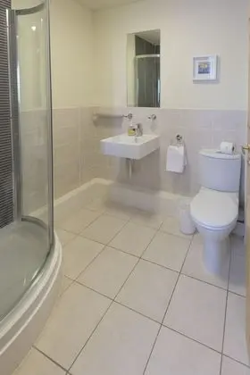 Dağ Evi, 5 Yatak Odası (Kingennie Court South)