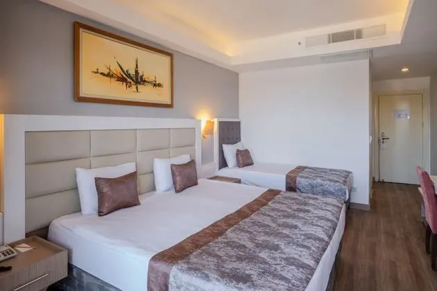 Comfort Kısmi Deniz Manzaralı