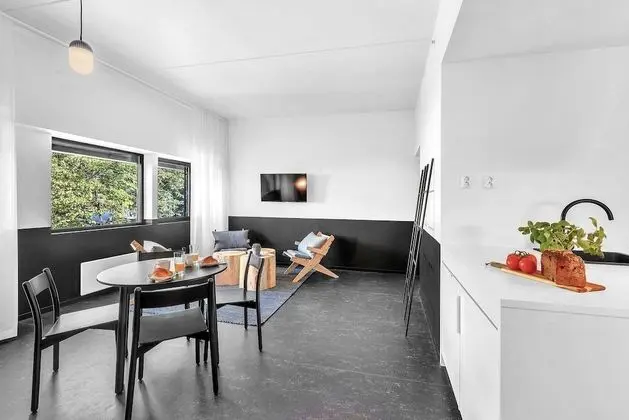 Three-Bedroom Apartment For Five