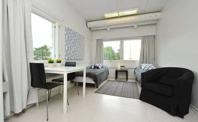 İki Ayrı Yataklı Oda, Ortak Banyo