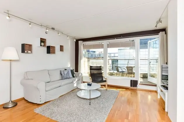 One-Bedroom Apartment For Two With Balcony