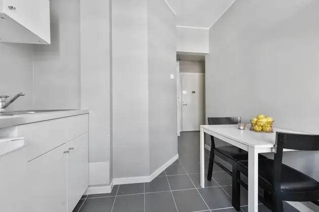 Budget One-Bedroom Apartment For Four with Balcony