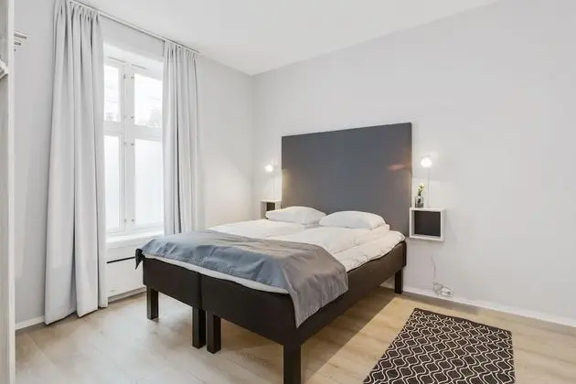 One-Bedroom Apartment For Two