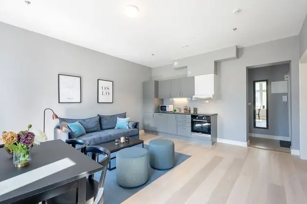 Three-Bedroom Apartment with Balcony