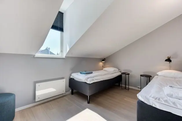 Three-Bedroom Apartment with Balcony