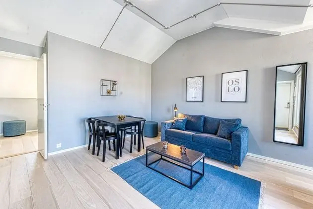 Three-Bedroom Apartment with Balcony