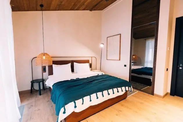 Deluxe Tek Büyük Yataklı Oda