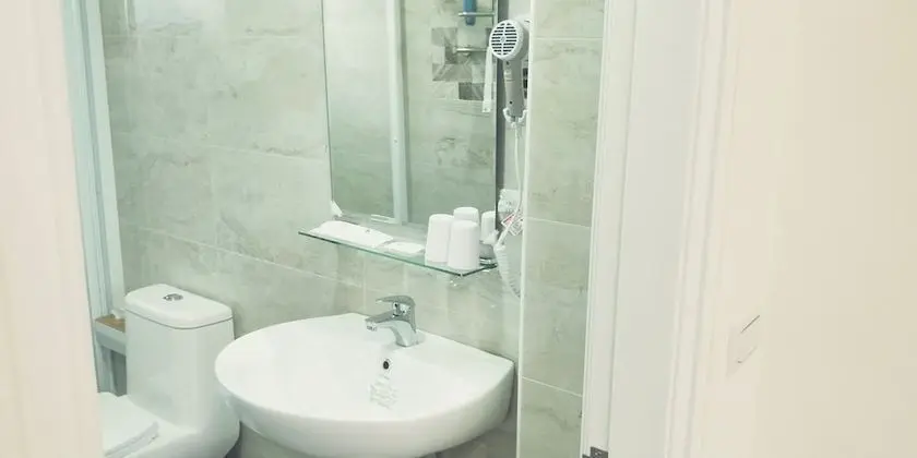 Deluxe Tek Büyük Yataklı Oda, Balkon, Dağ Manzaralı