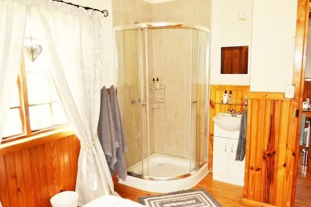 Froggy Pond Cottage