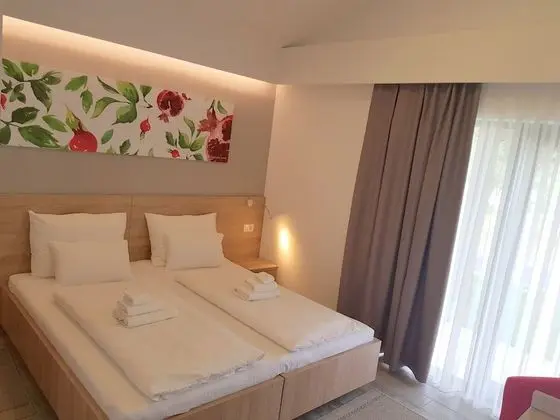 Deluxe Dört Kişilik Oda