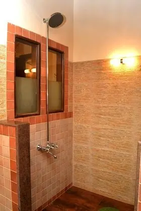 Superior Stüdyo, 1 Büyük (Queen) Boy Yatak, Özel Banyo, Havuz Manzaralı