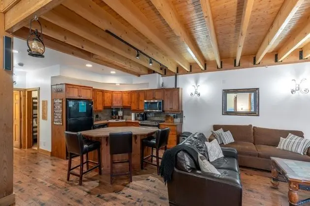 Apart Daire (5 Bedrooms)