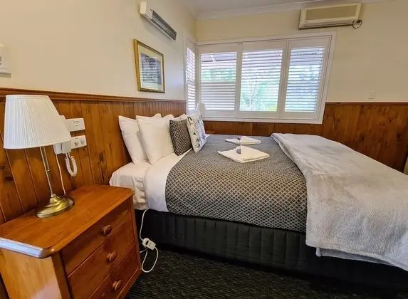 Comfort Oda, 1 En Büyük (King) Boy Yatak, Sıcak Su Küveti, Bahçe Manzaralı