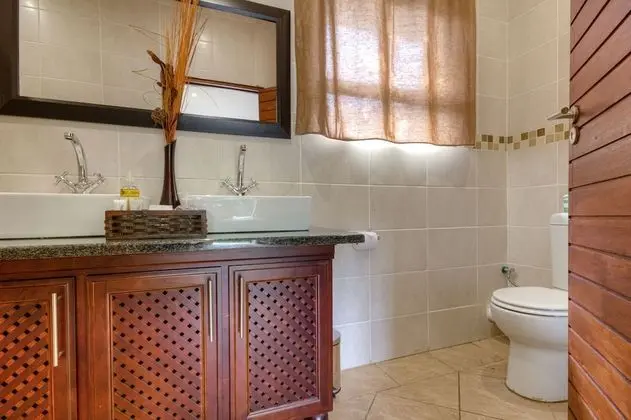 Comfort Tek Büyük Yataklı Oda, 1 Yatak Odası (Upstairs)
