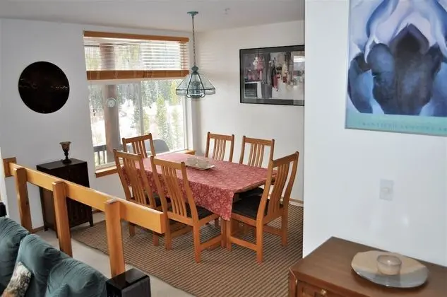 Sıra Ev, Birden Çok Yatak (Forest Park 3 bed 4 Bath Twnhm HTJM)