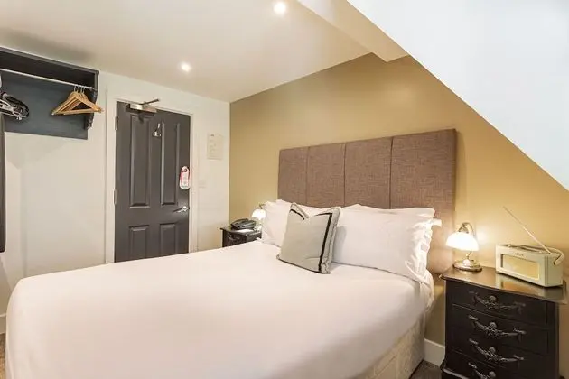 Classic Small Double Room