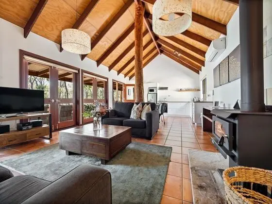 1 Bedroom Spa Forest View Chalet