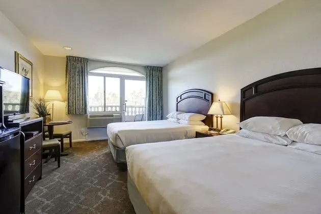 Standard Oda, 2 Büyük (Queen) Boy Yatak