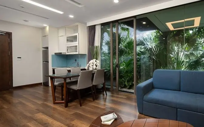 Deluxe Oda (1 King Sky Residence)
