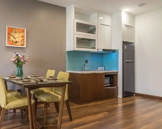 Deluxe Oda (1 King Sky Residence)
