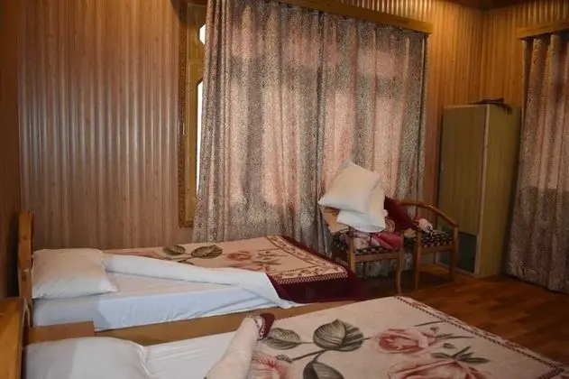 Deluxe Kır Evi