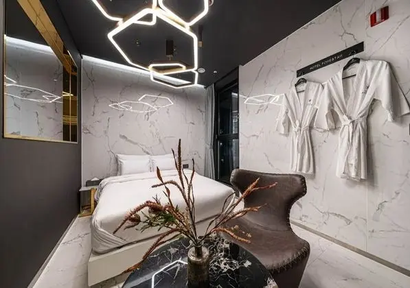 Deluxe Double Room (Netflix/ Youtube Available on TV)