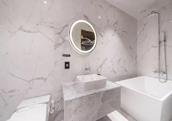 Deluxe Double Room (Netflix/ Youtube Available on TV)