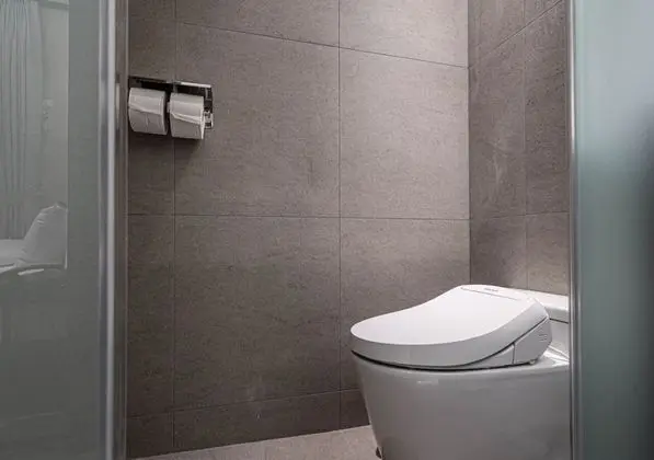 Deluxe Double Room (Netflix/ Youtube Available on TV)