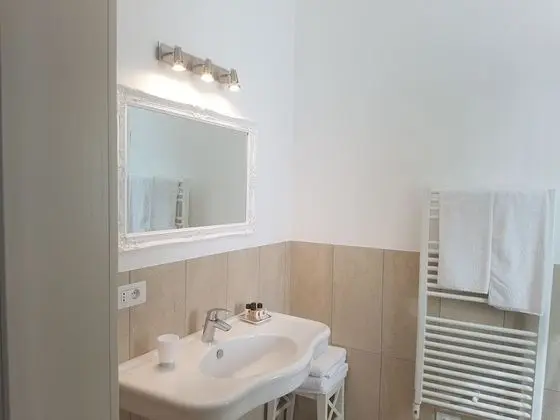 Deluxe Tek Büyük Yataklı Oda, Balkon