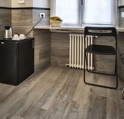 Büyük Yataklı Tek Kişilik Oda