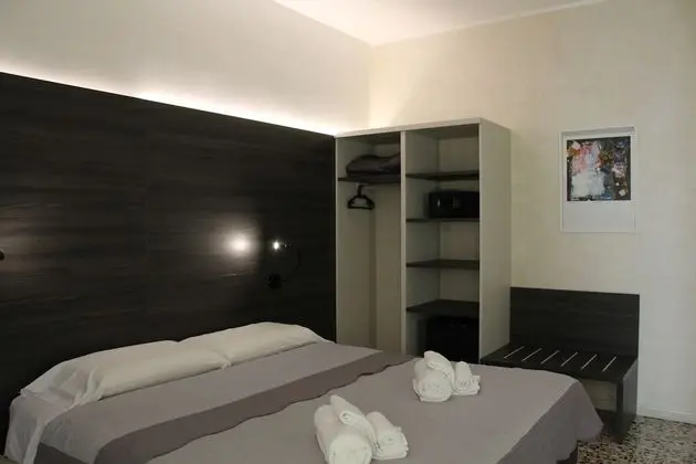 Premium Tek Büyük veya İki Ayrı Yataklı Oda, Banyolu/Duşlu