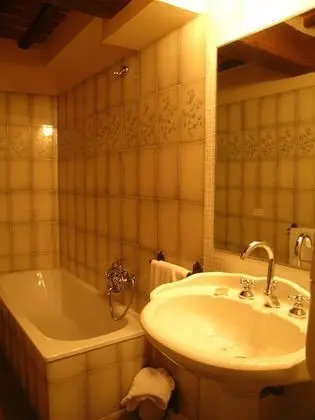 Classic Tek Büyük Yataklı Oda