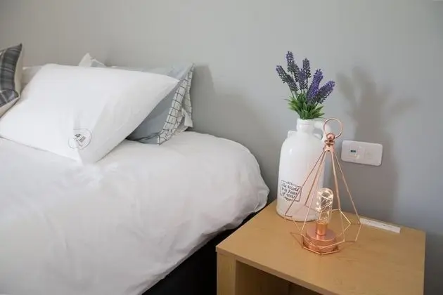 Tek Büyük Yataklı Oda, Balkon
