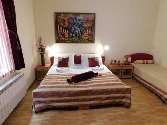 Üçlü Superior