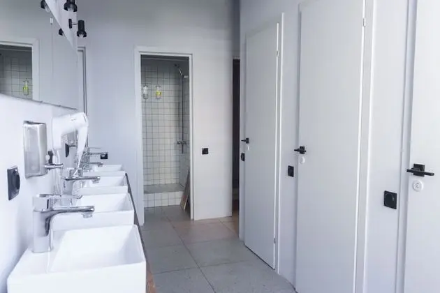 Standard Tek Büyük Yataklı Oda, Ortak Banyo