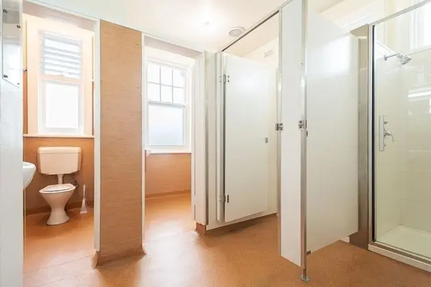 Standard Ortak Ranzalı Oda, Sadece kadınlar için, Ortak Banyo (2 share female dormitory)