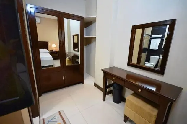 Deluxe Tek Büyük veya İki Ayrı Yataklı Oda