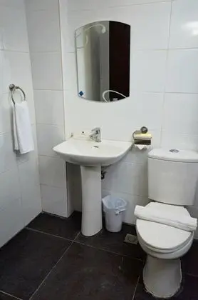 Deluxe Tek Büyük veya İki Ayrı Yataklı Oda